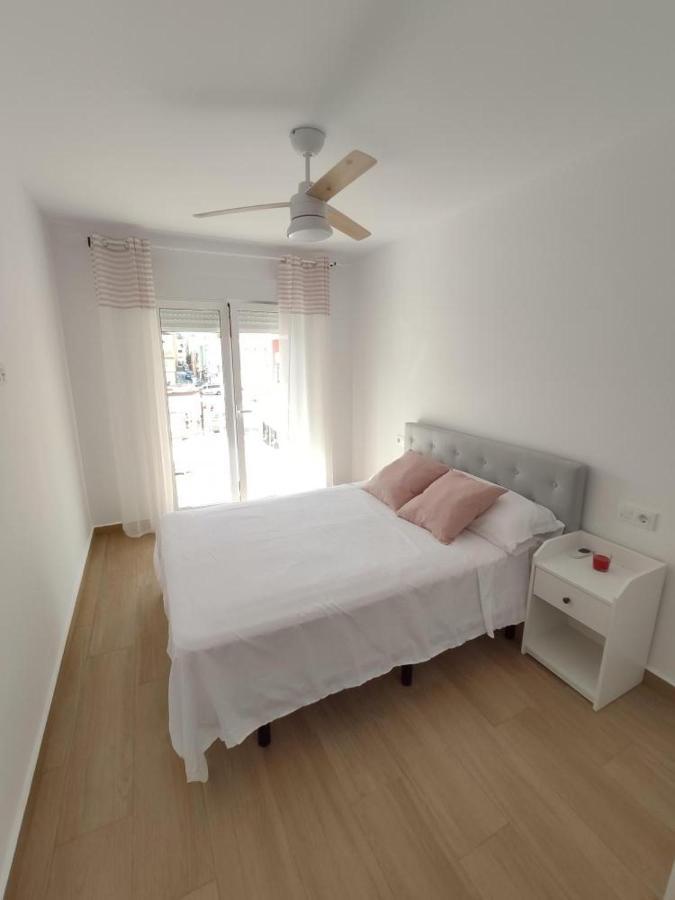 Piso 3 dormitorios renovado centro urbano Dénia Esterno foto