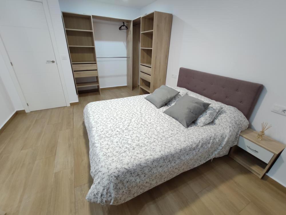 Piso 3 dormitorios renovado centro urbano Dénia Esterno foto